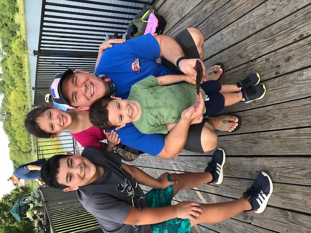Ryan Knippel & his kids